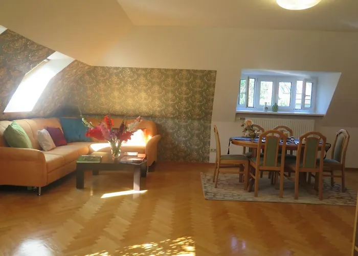 Apartamento Schoenbrunn Gardens Deluxe Viena